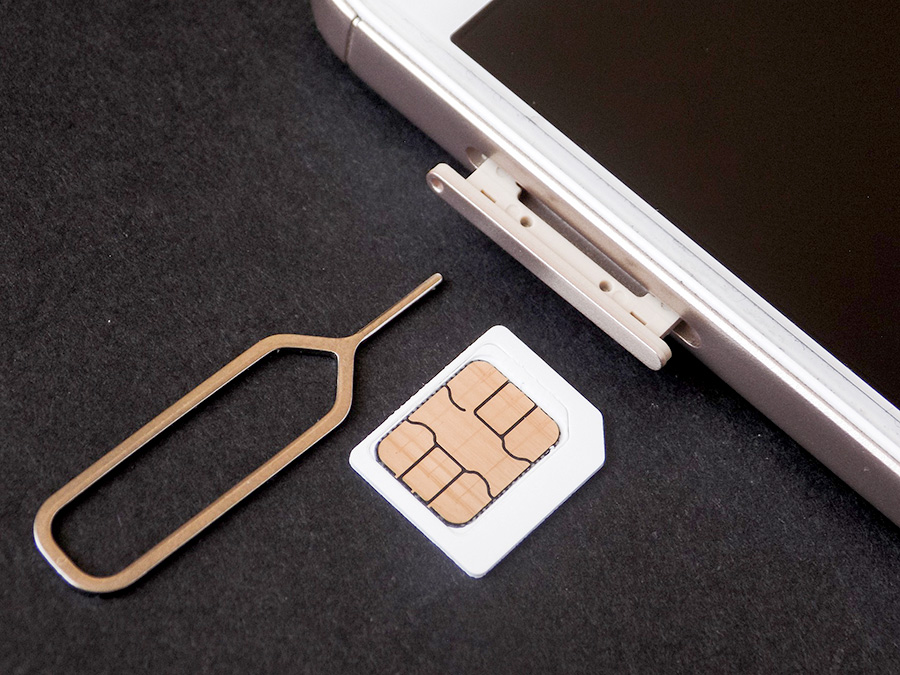 携帯SIM、SIM、携帯電話