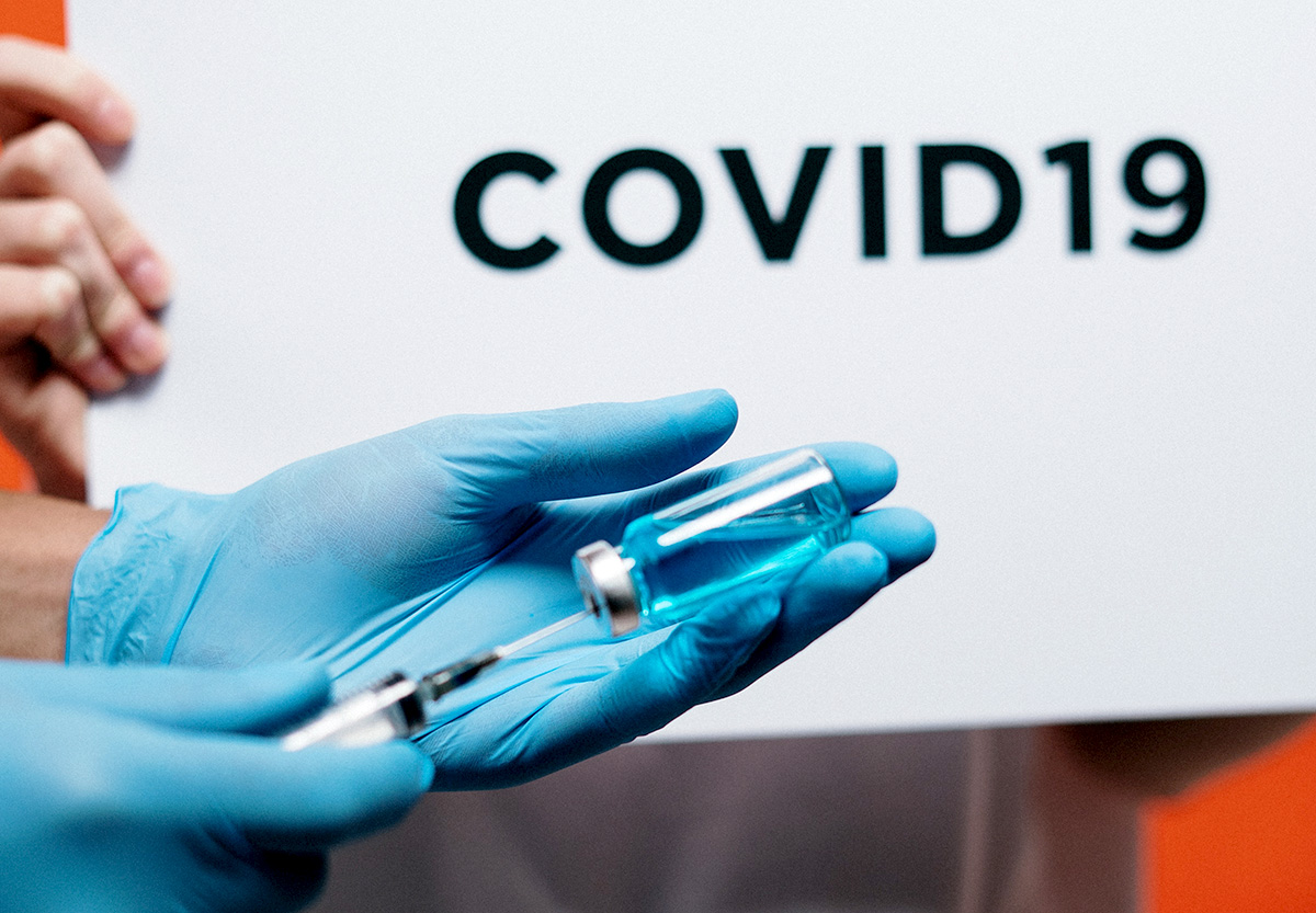 コロナウィルス、COVID19、ワクチン、注射器