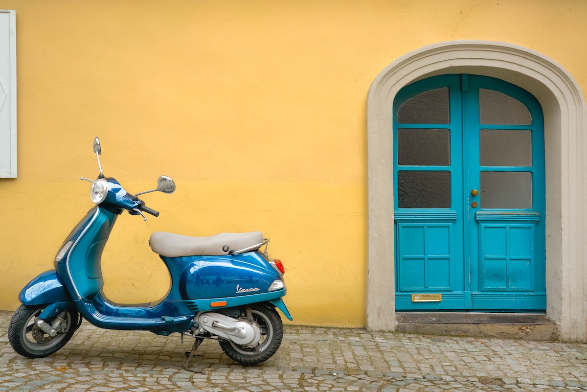 イタリア風景、ヴェスパ、イタリア、イタリア生活、イタリアライフ