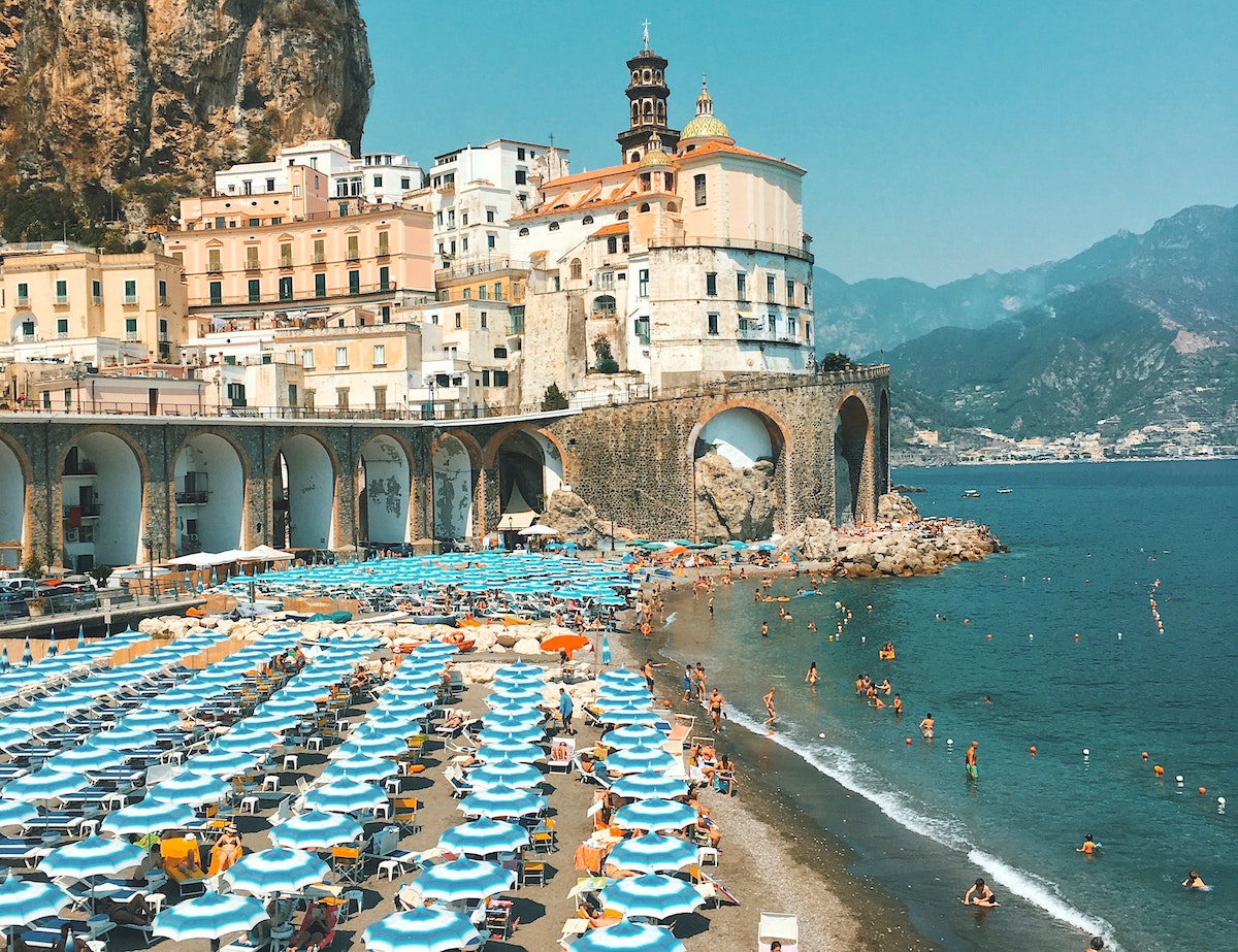 ビーチ、砂浜、パラソル、イタリア、海岸、海辺、イタリア風景