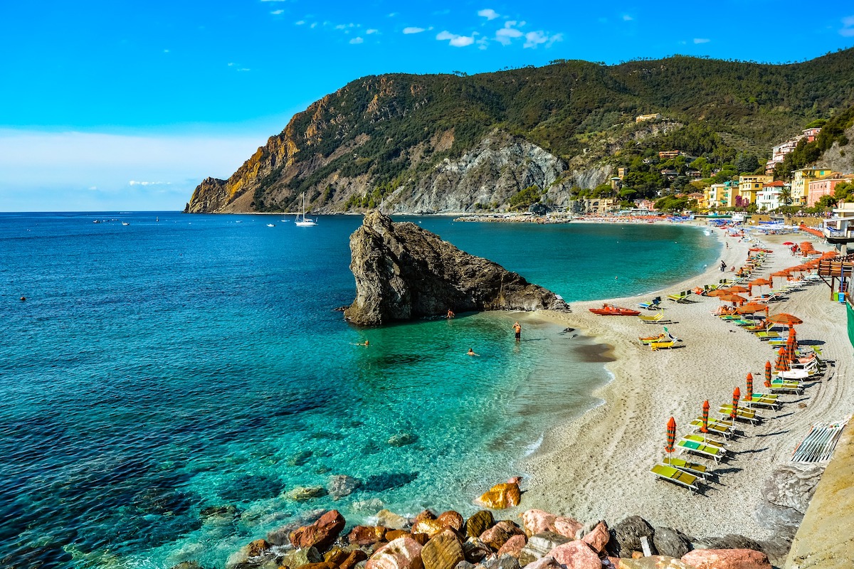 ビーチ、砂浜、パラソル、イタリア、海岸、海辺、イタリア風景