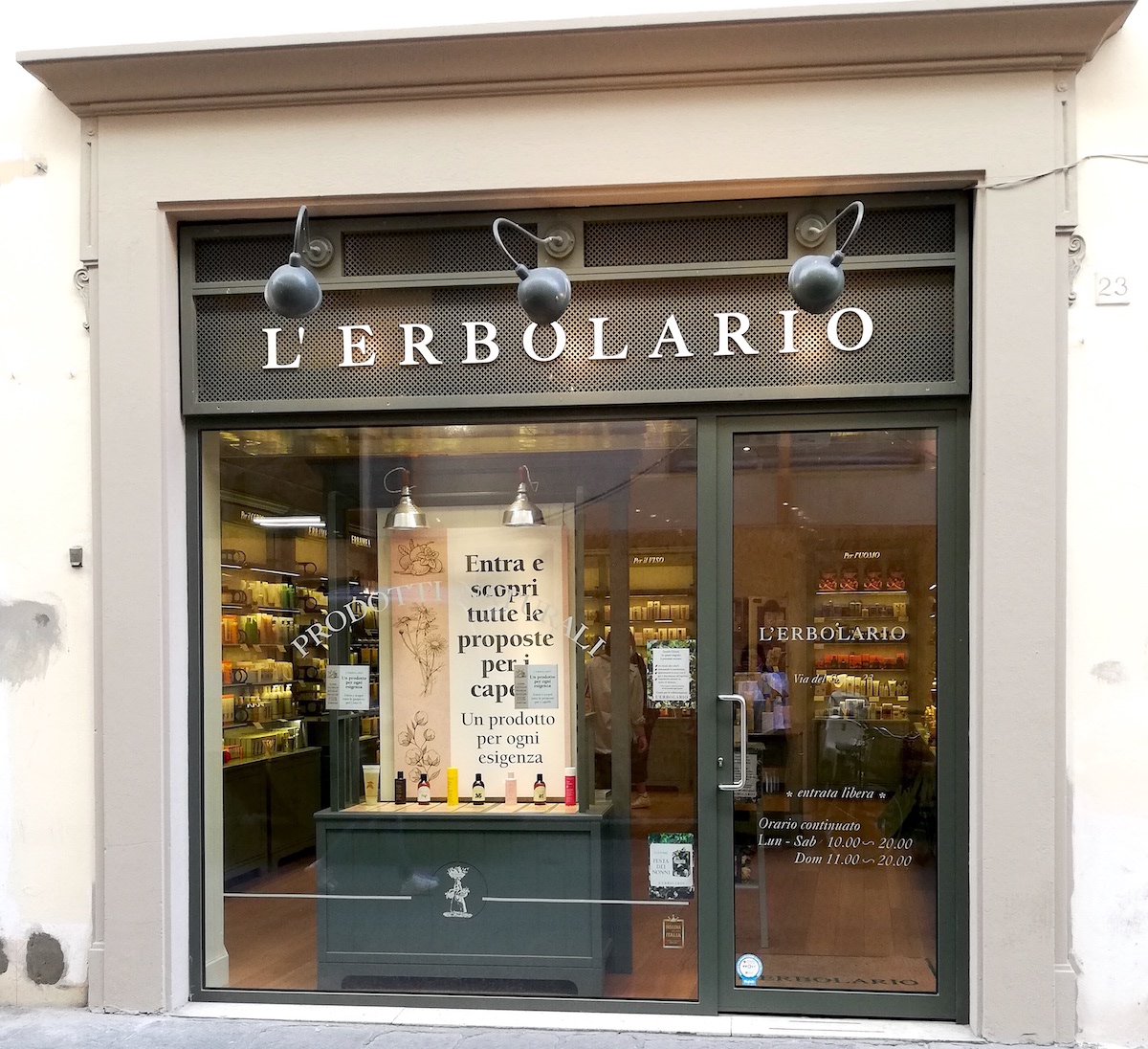 レルボラリオ、l'erbolario、レルボラリオウィンドウ、レルボラリオ店舗、ハーブ専門店