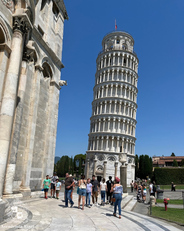 ピサの斜塔、イタリア留学生活、インテリアデザイン留学、アカデミアリアチ、イタリア留学体験談、サマーコース、留学生、イタリア留学経験、イタリア留学生活、イタリアの魅力、フィレンツェの魅力、イタリア留学、イタリア長期留学、イタリア短期留学