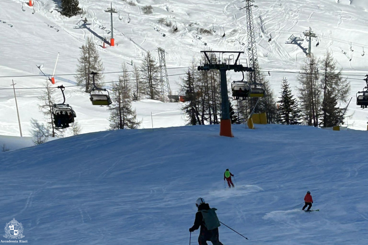 イタリア留学　イタリア留学生活　ウィンタースポーツ、スキー
