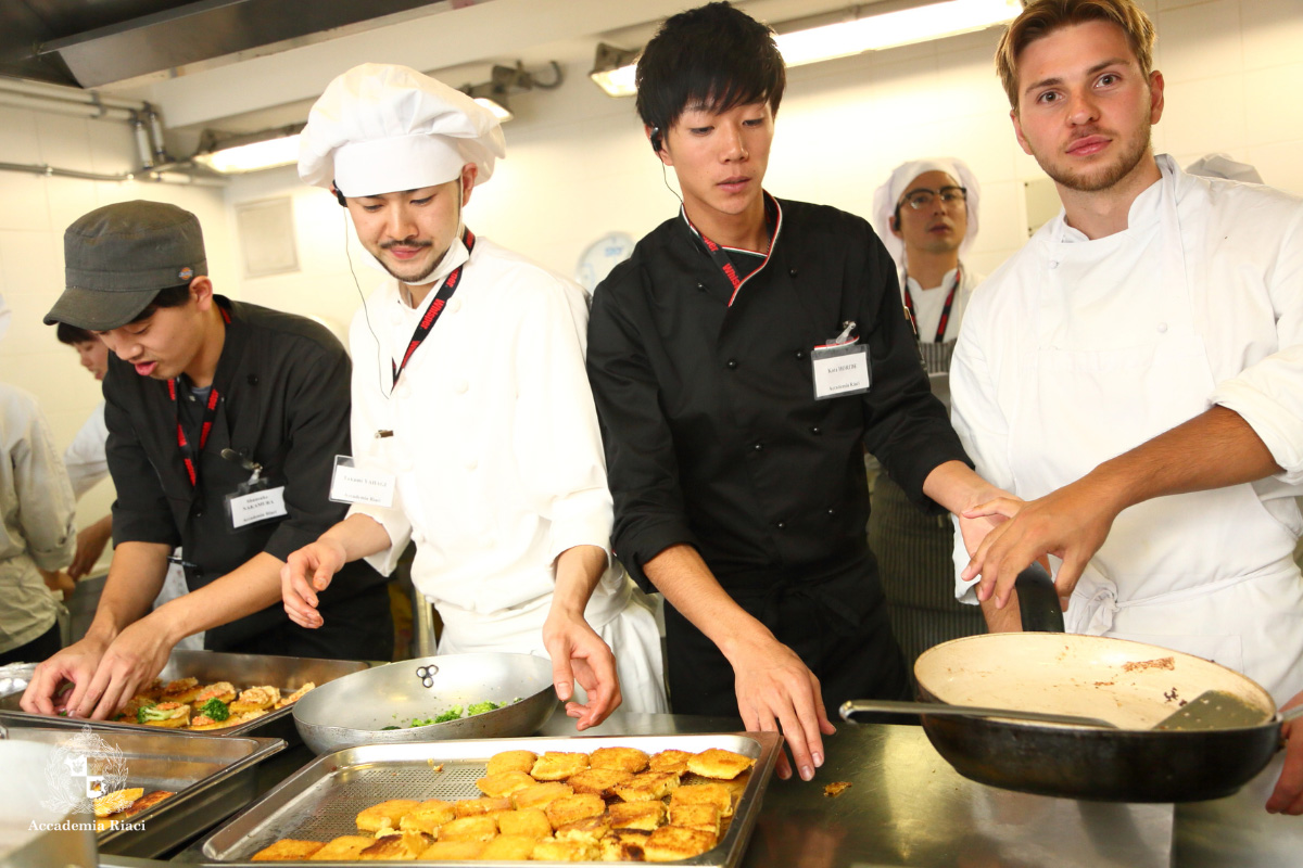 イタリア留学　シェフ養成コース　ジェラートコース　家庭料理コース