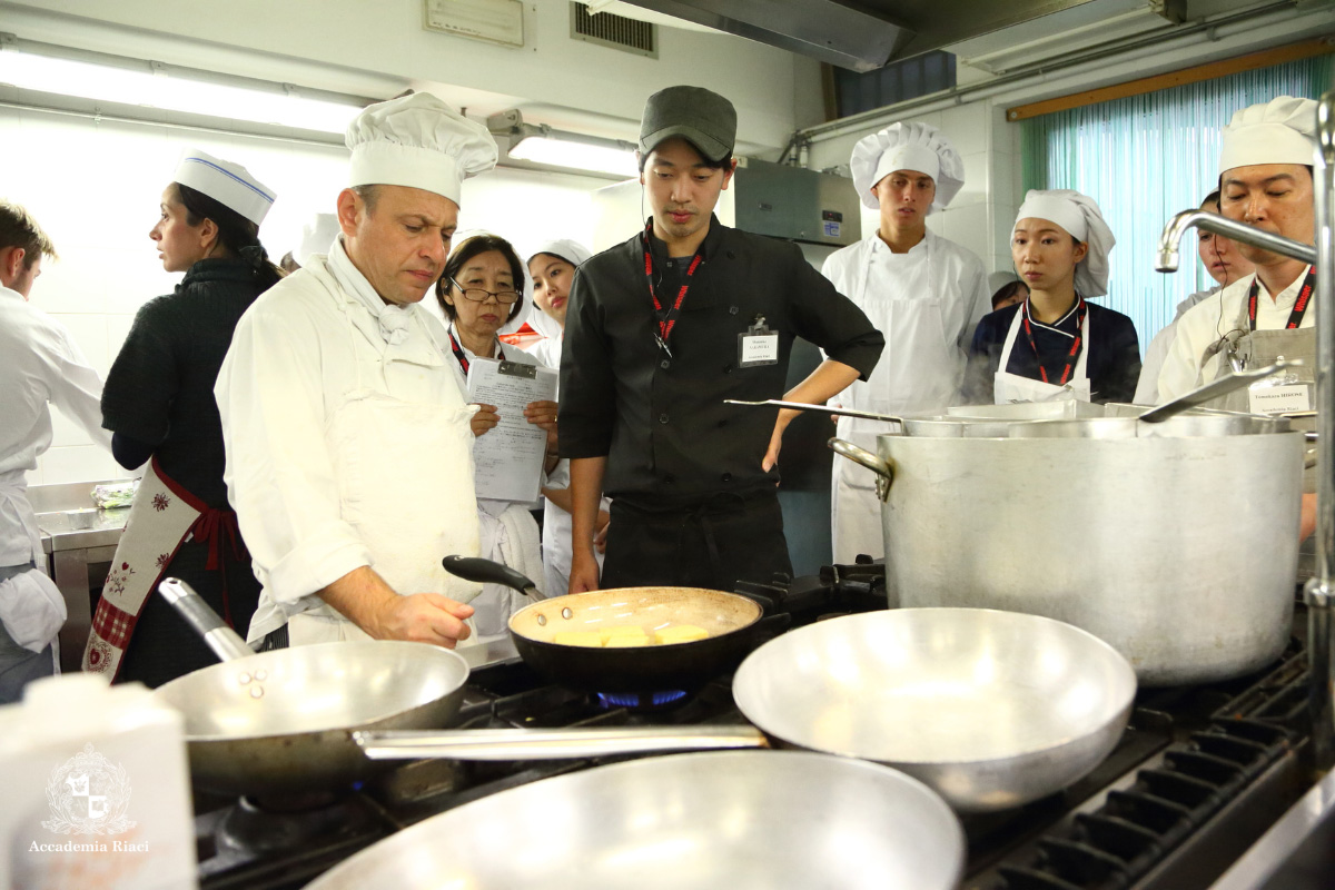 イタリア留学　シェフ養成コース　ジェラートコース　家庭料理コース